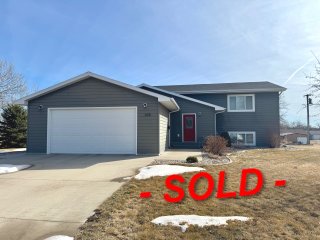 105 West 6th Street, Redfield SD