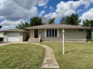 115 East 14th Avenue, Redfield SD